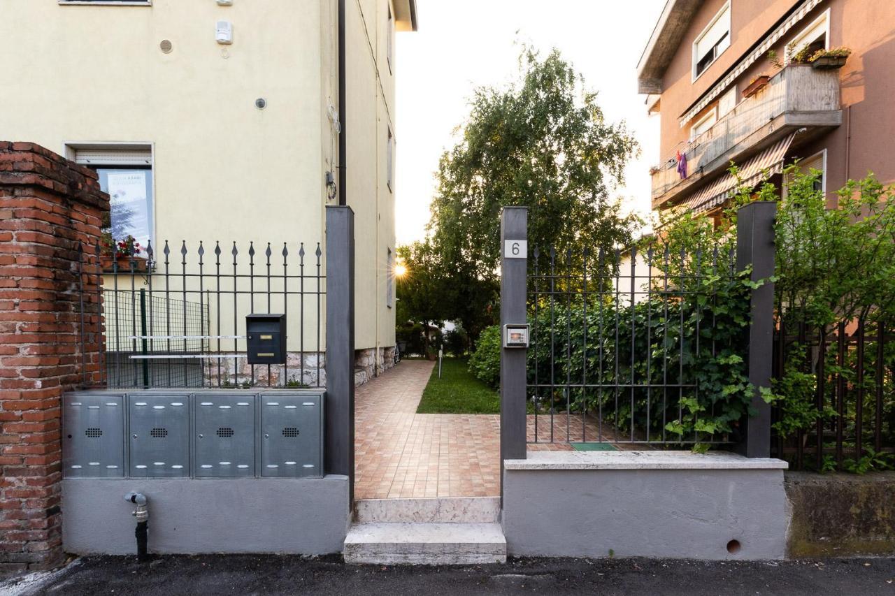 Verona Suites Bagian luar foto